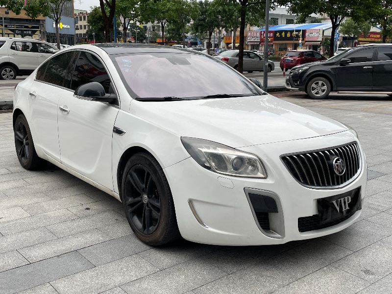 佛山13年别克君威8