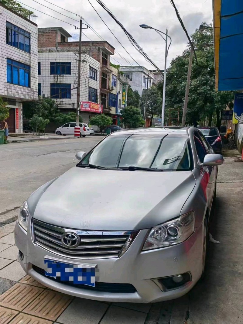 北京12年丰田凯美瑞5