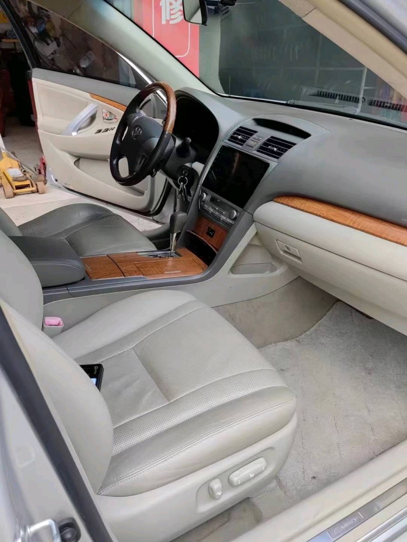 北京12年丰田凯美瑞6