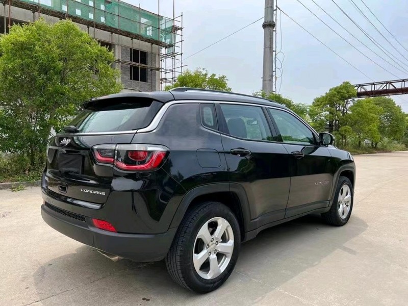 鹽城20年Jeep指南者6