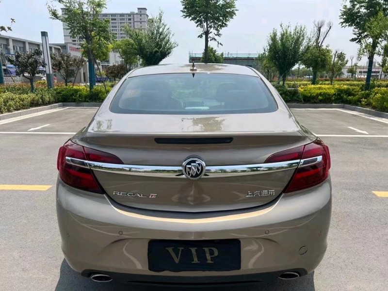 盐城17年别克君威9