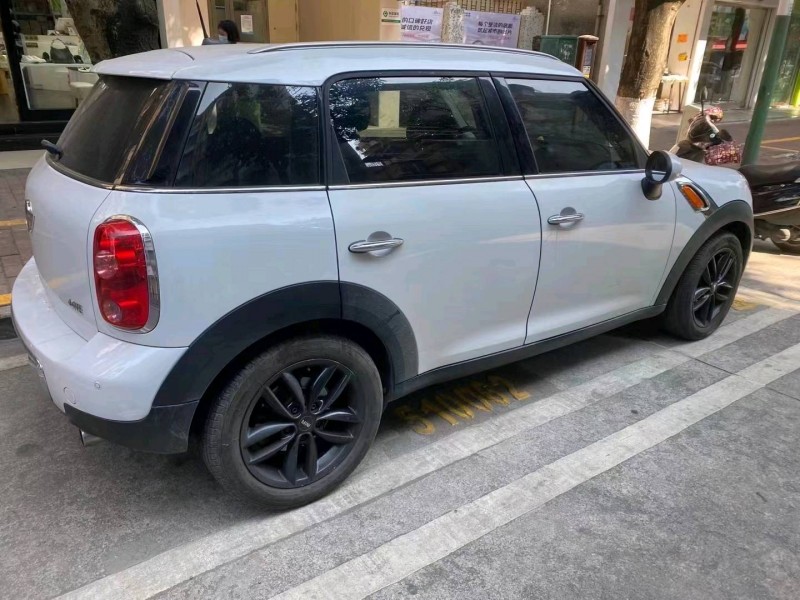 佛山13年MINICOUNTRYMAN4