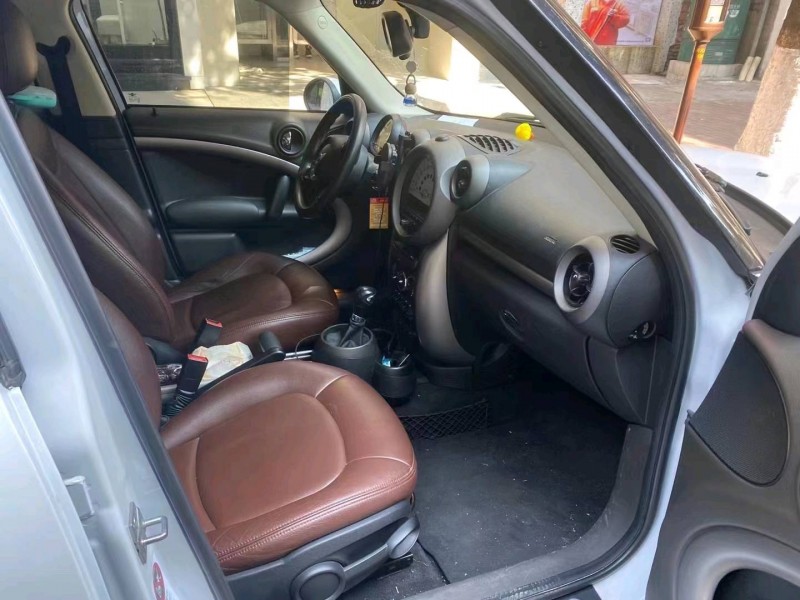 佛山13年MINICOUNTRYMAN6