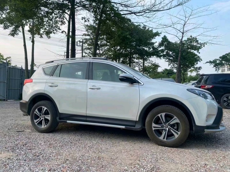 佛山16年豐田RAV46