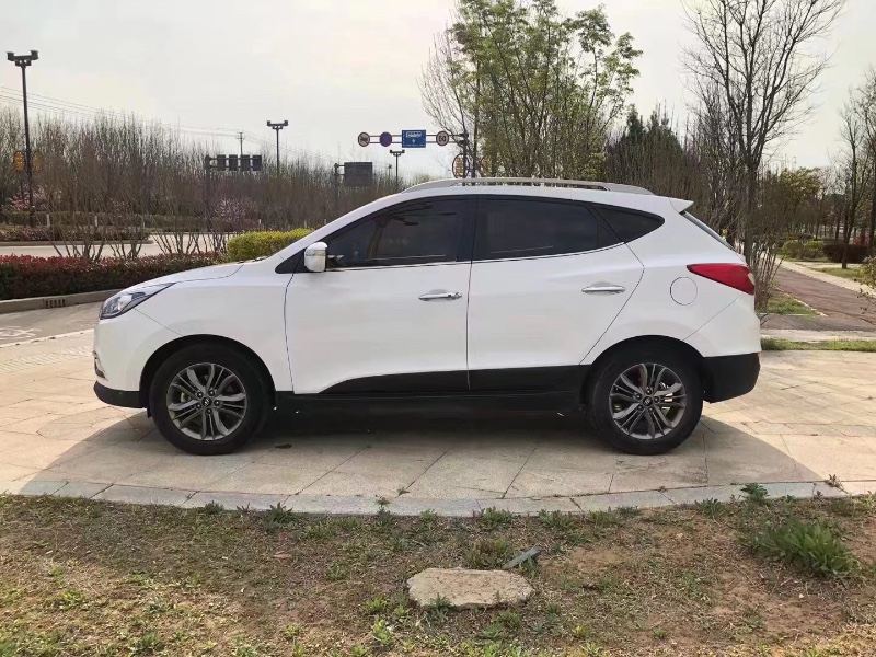 北京18年现代ix353