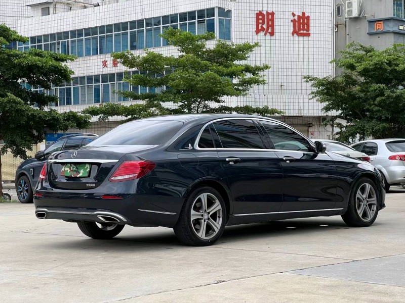 东莞16年奔驰E8