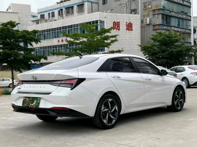 东莞20年现代伊兰特8