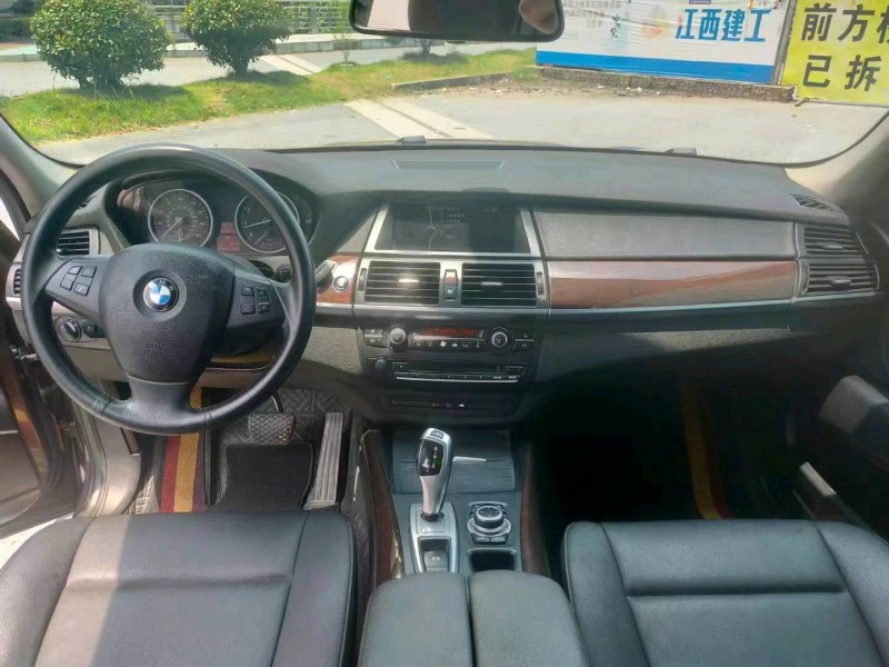 吉安13年寶馬X52
