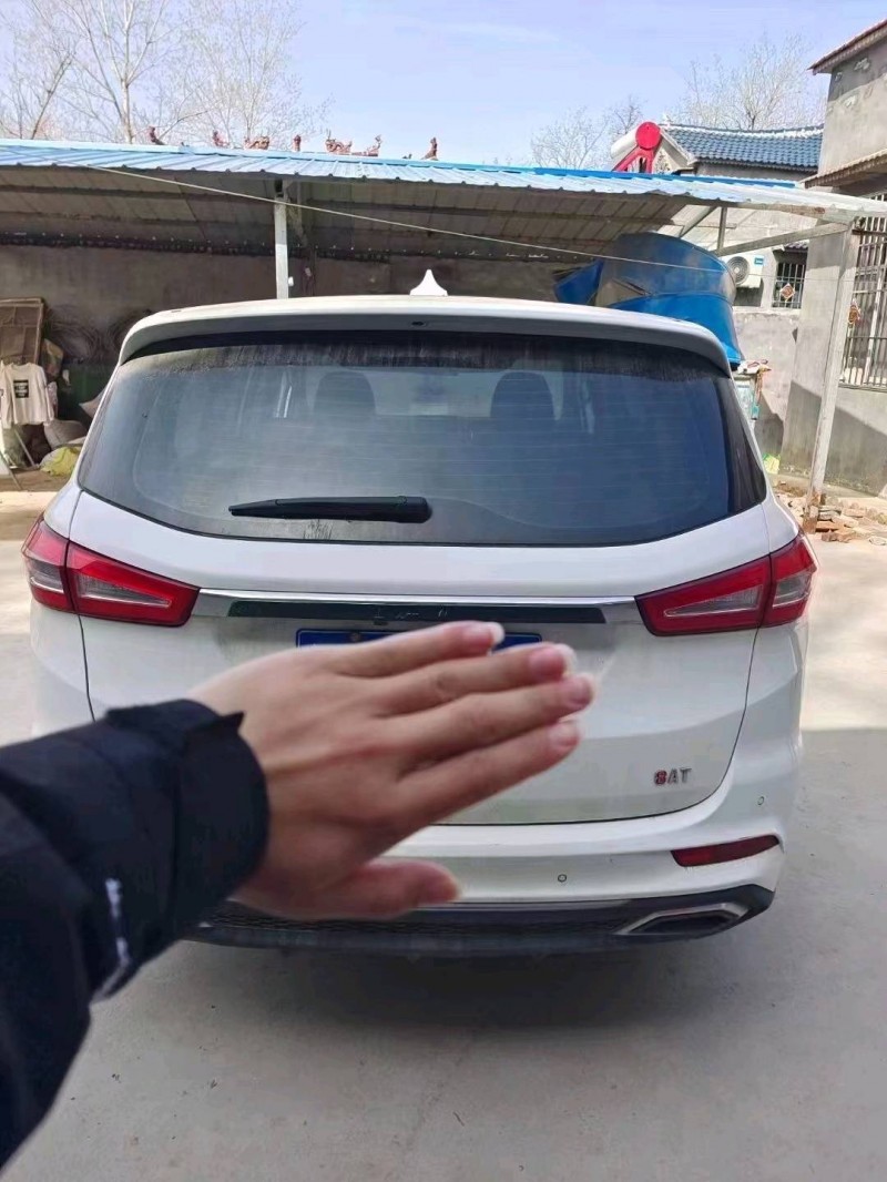 北京19年力帆汽车轩朗4