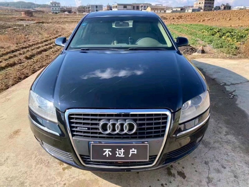 麗江07年奧迪A8L1