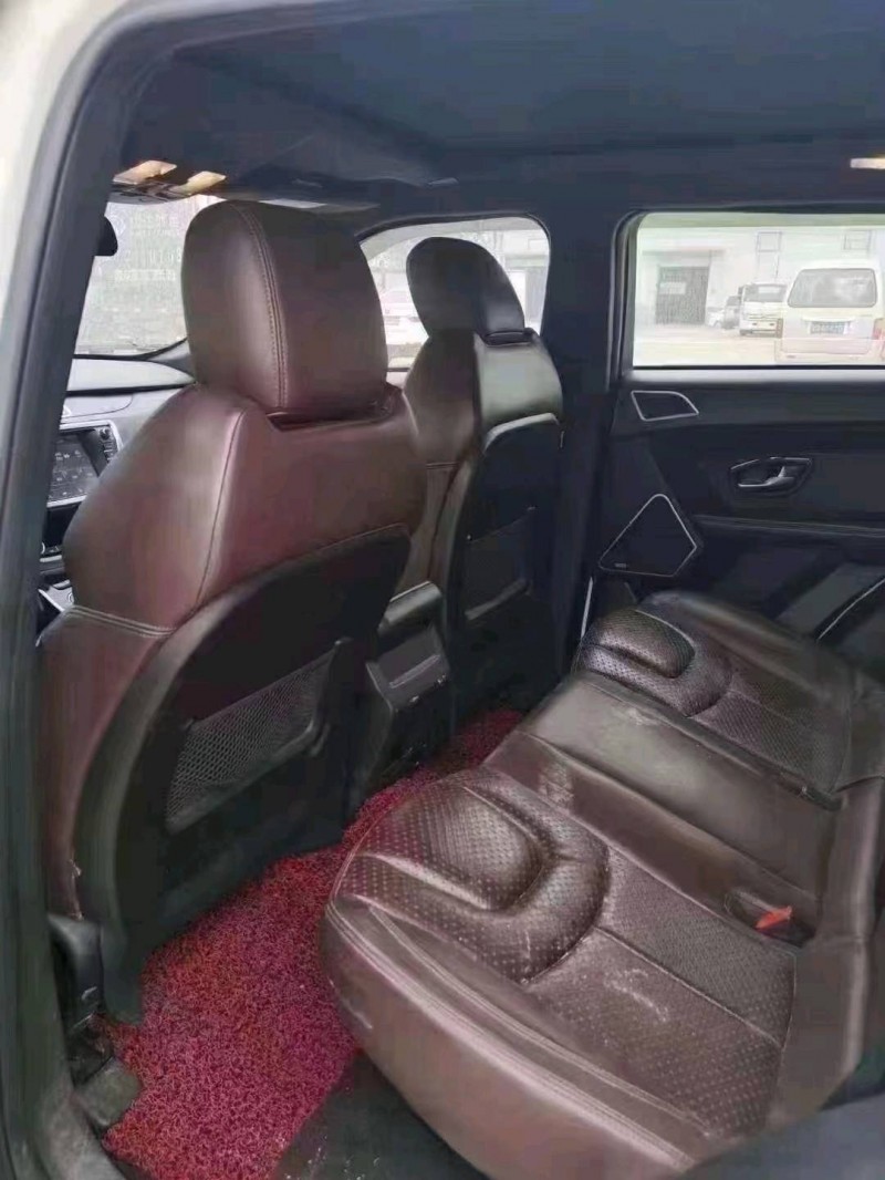 北京15年陆风X75