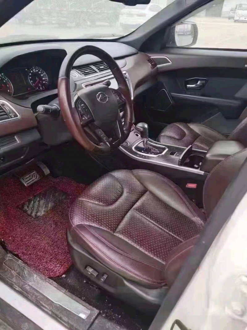 北京15年陆风X76