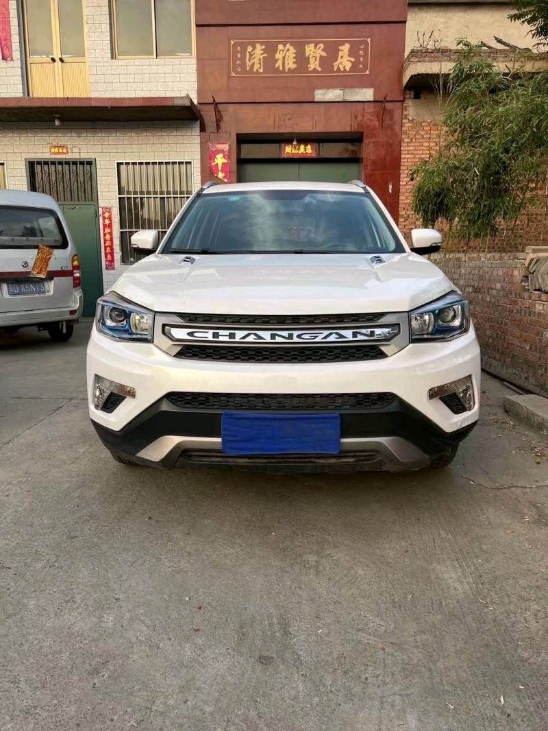 邯鄲17年長安汽車CS757