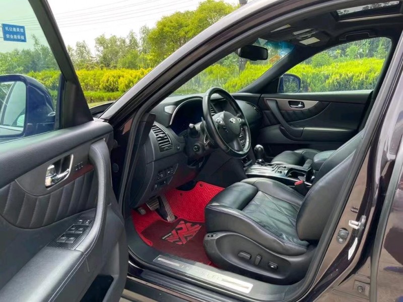 鹽城17年英菲尼迪QX706