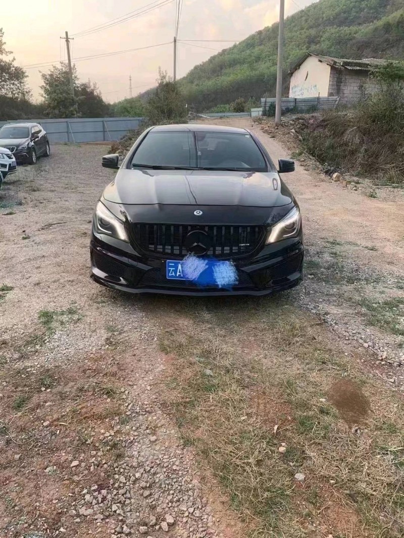 昆明15年奔馳CLA1