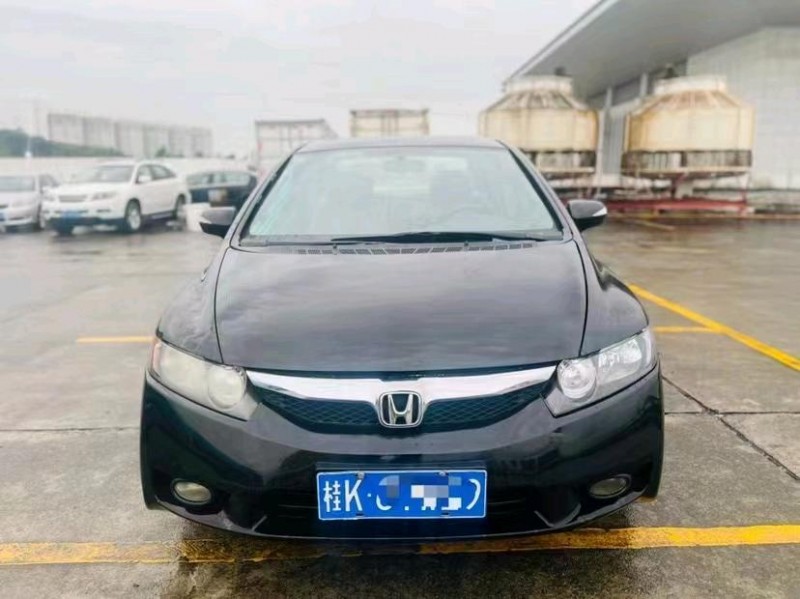 东莞09年本田思域1