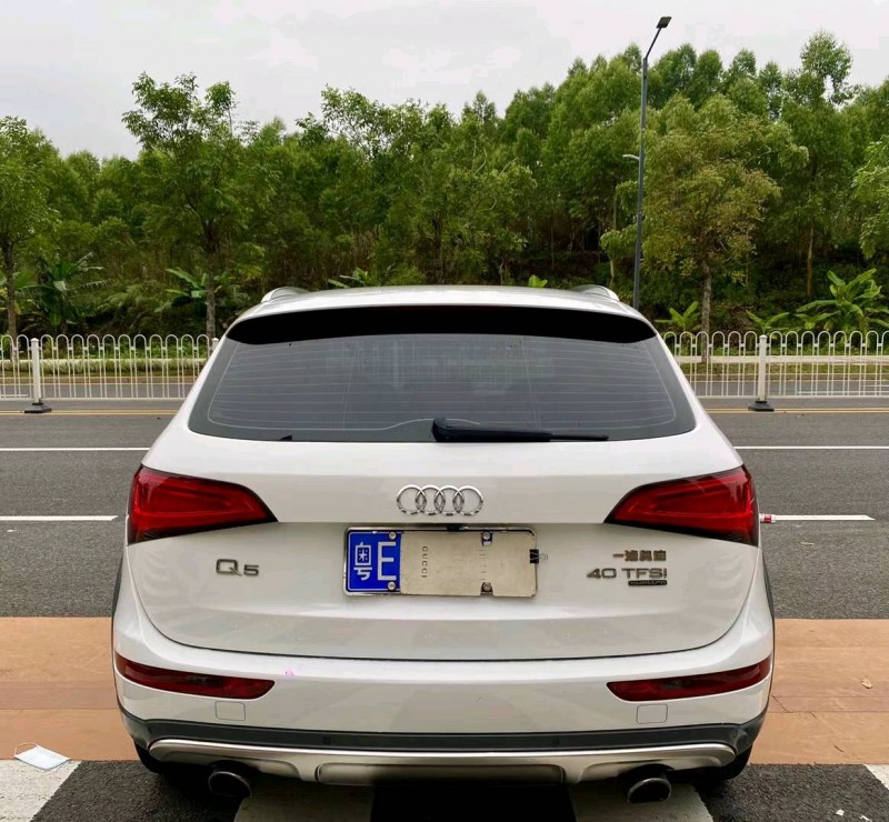 廣州18年奧迪Q59
