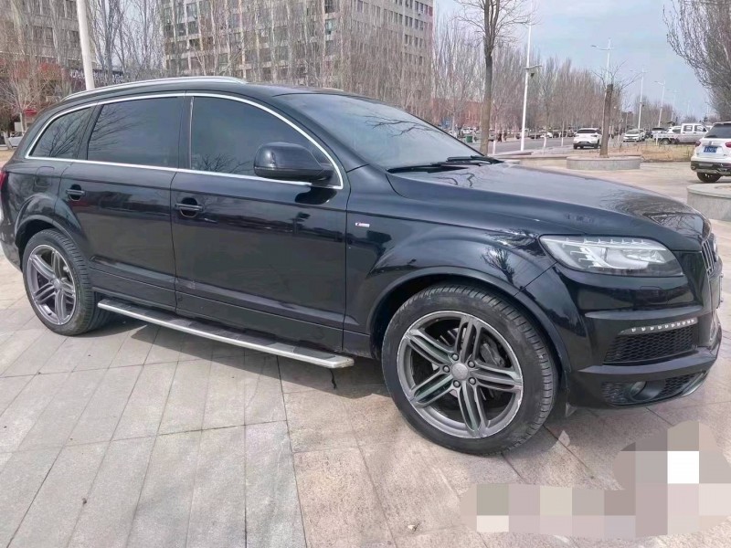 延安13年奧迪Q74