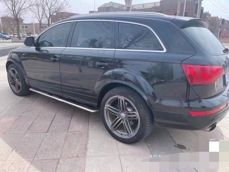 延安13年奧迪Q75