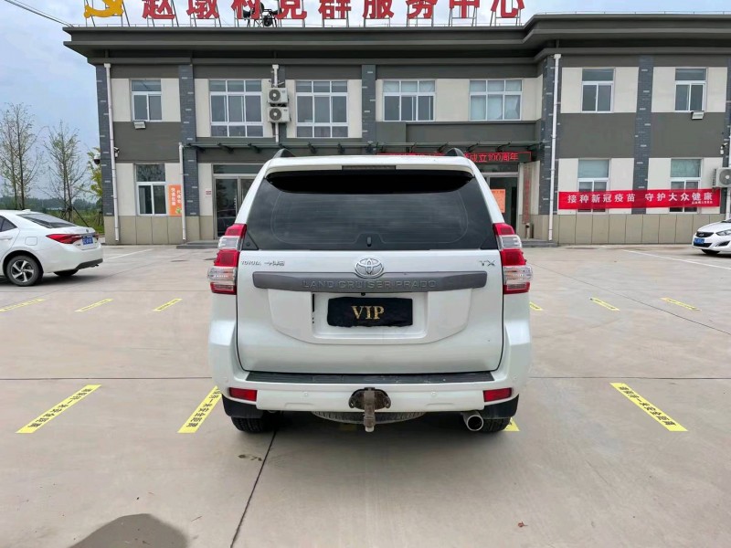 徐州17年丰田普拉多1