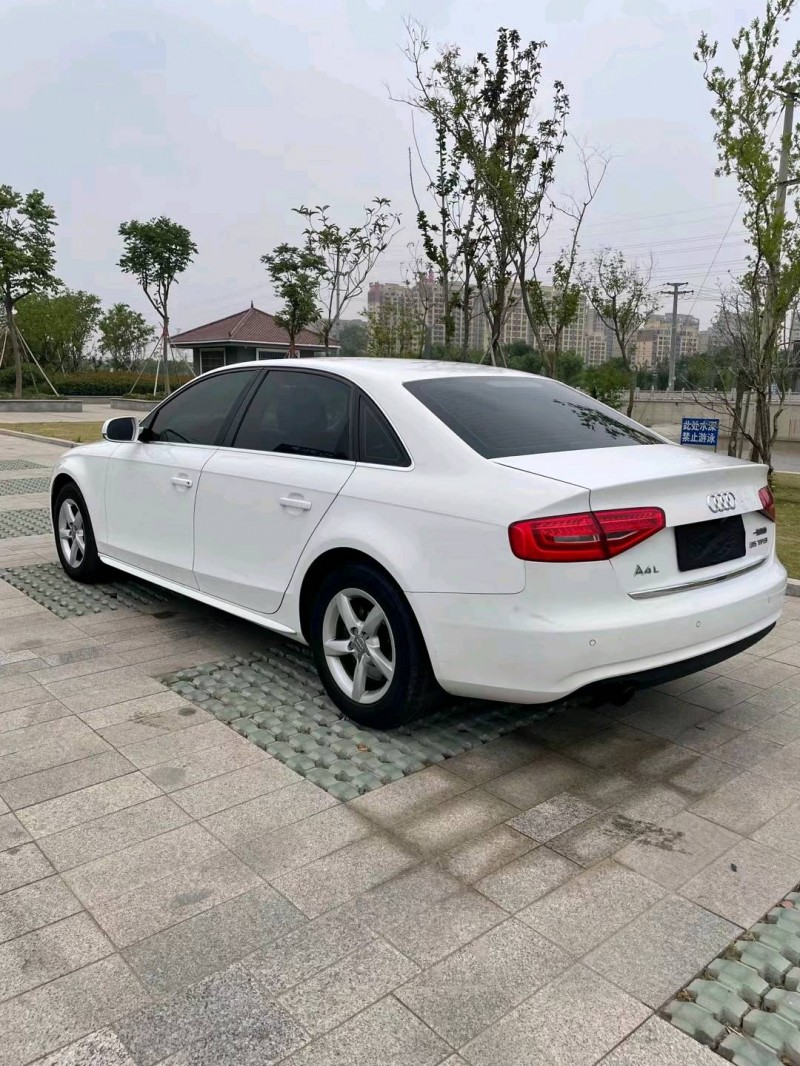 徐州14年奥迪A4L4