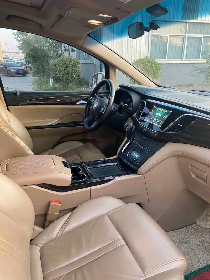 徐州19年别克GL84