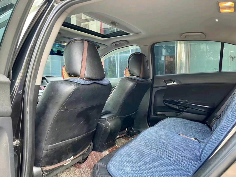 烟台13年本田雅阁3