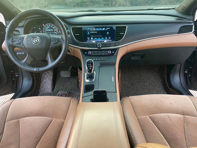 徐州16年别克君越3