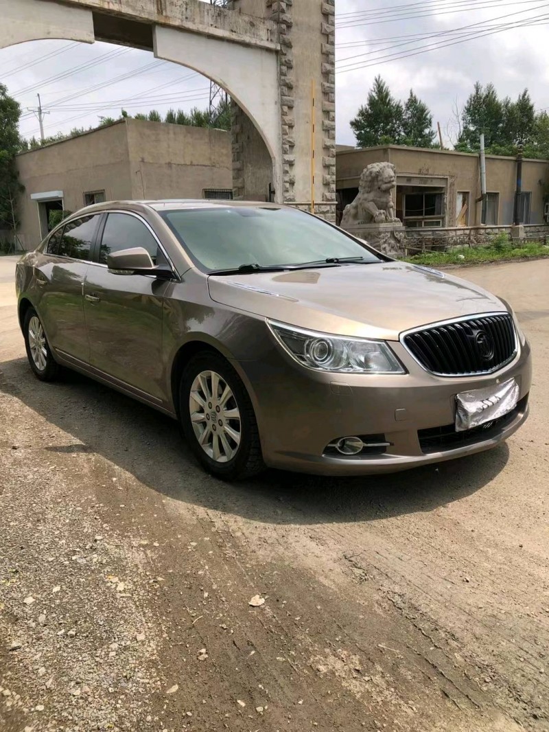 沈阳10年别克君越3