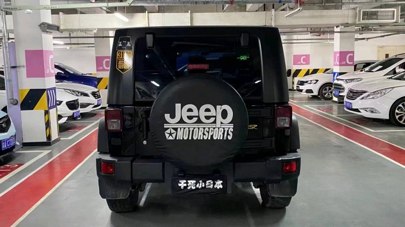 成都11年Jeep牧馬人3