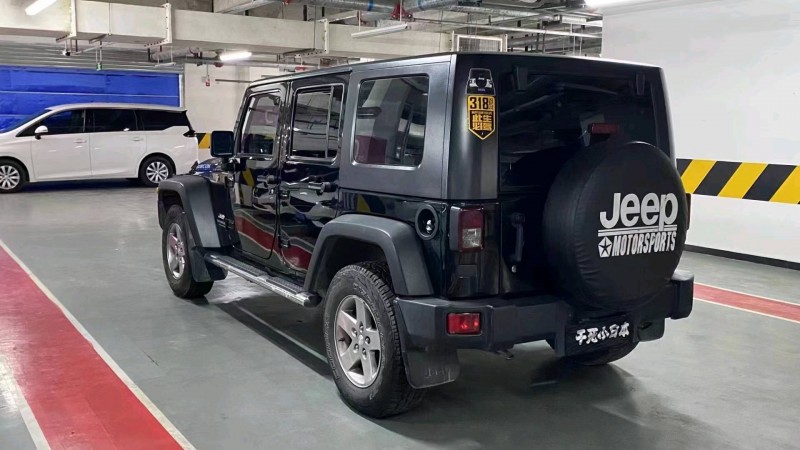 成都11年Jeep牧馬人7