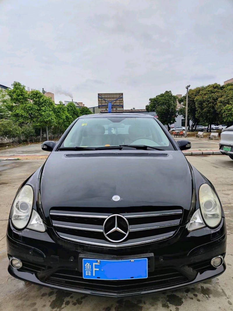 廣州10年奔馳R8
