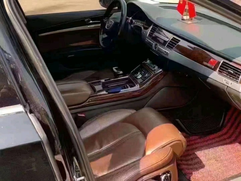 北京12年奥迪A8L6