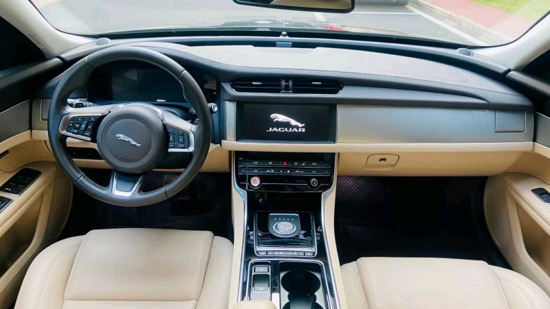 东莞20年捷豹XFL4