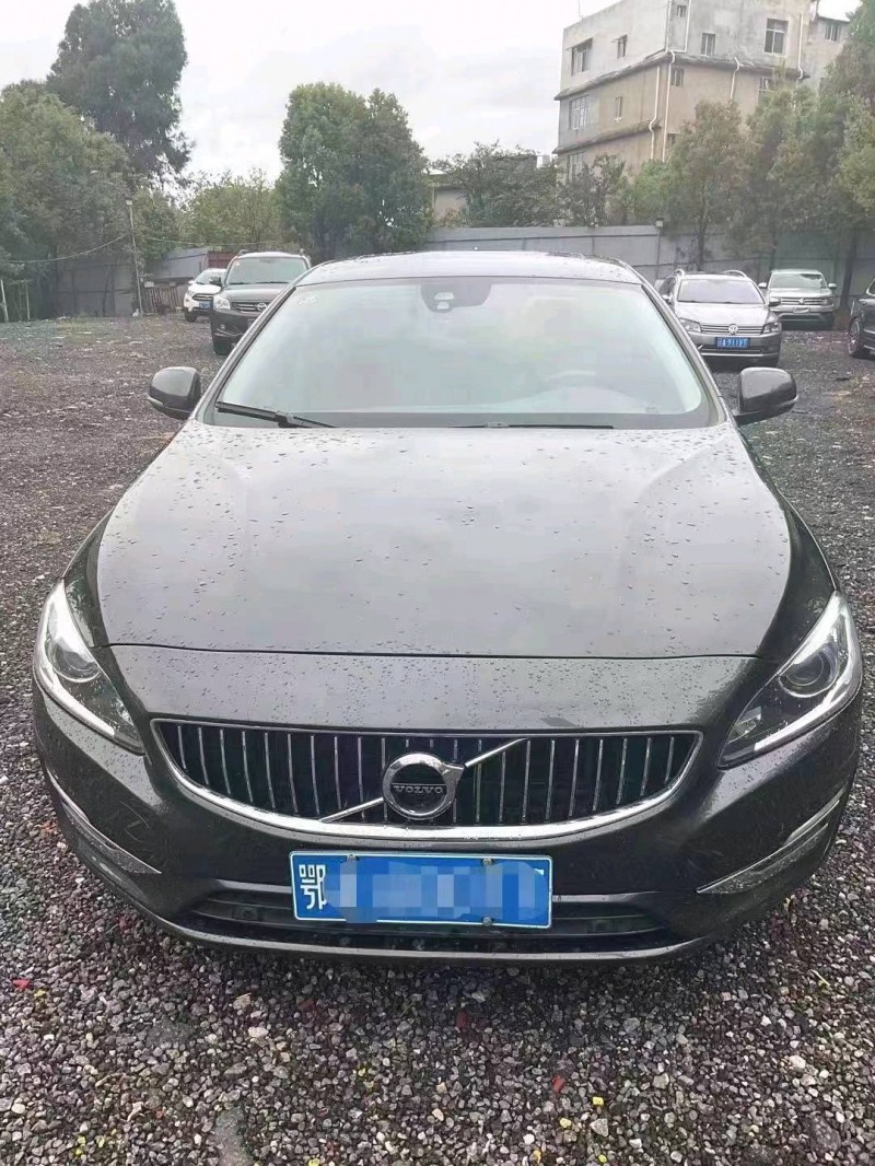 麗江18年沃爾沃S60L1