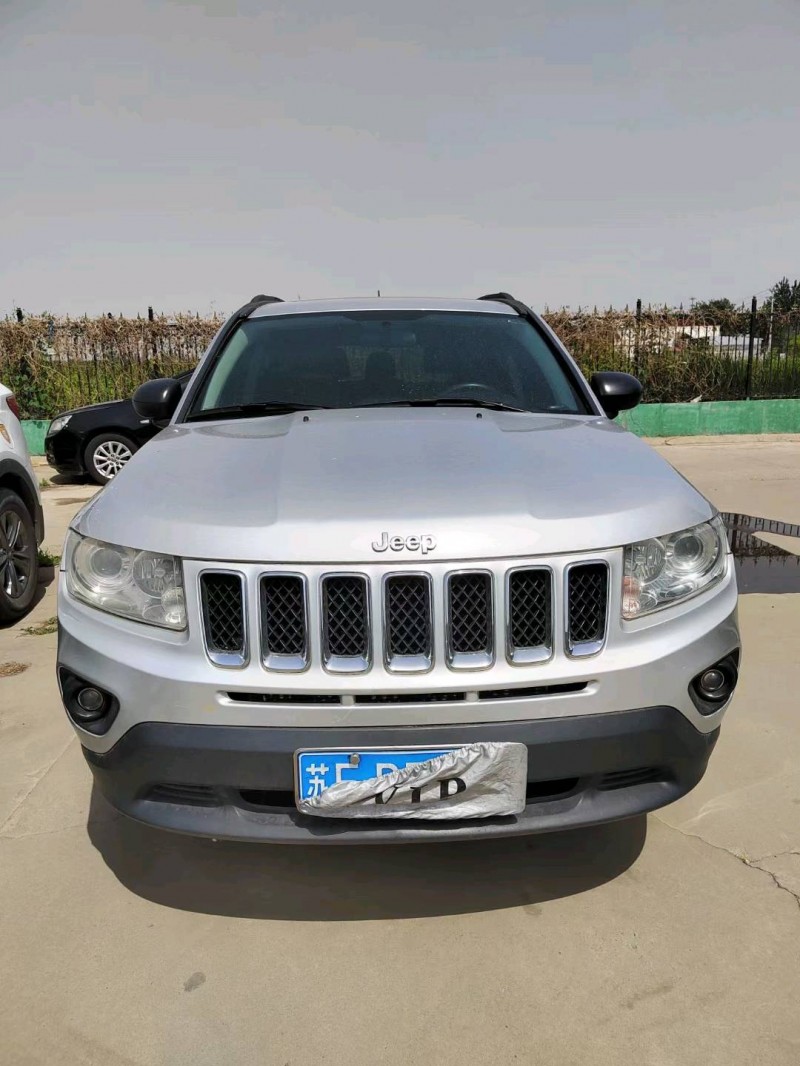邢臺12年Jeep指南者1
