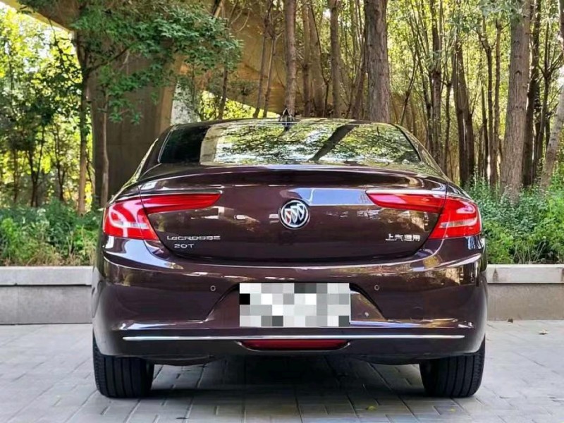 烟台17年别克君越6