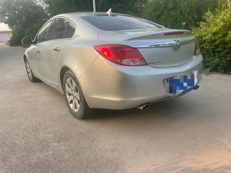 烟台11年别克君威7