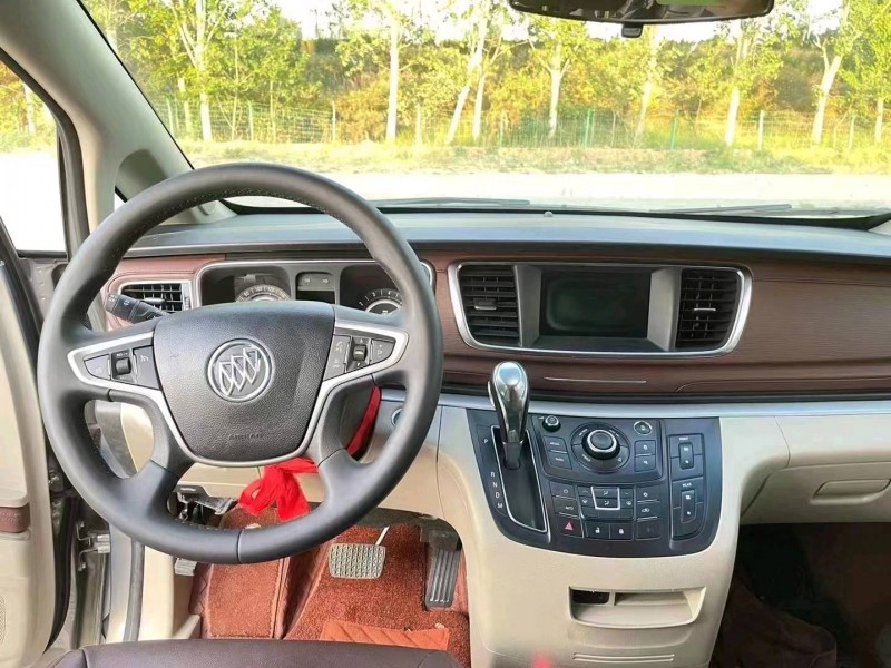 青岛20年别克GL85