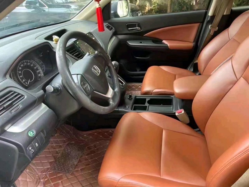 佛山16年本田CR-V5