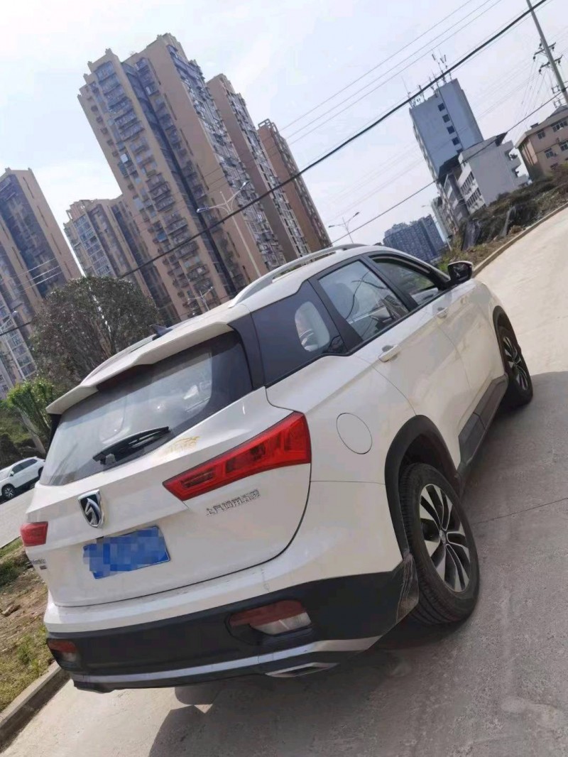 濟南22年寶駿5304