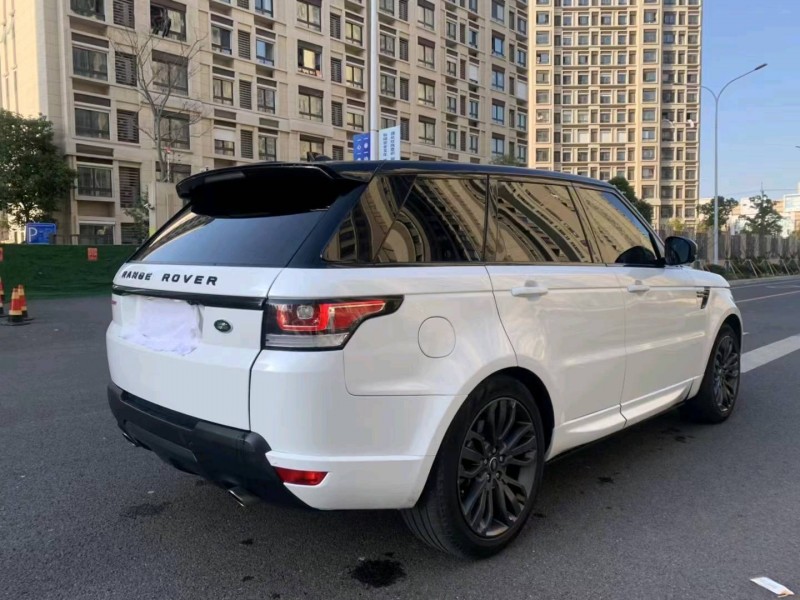 徐州17年路虎揽胜运动8