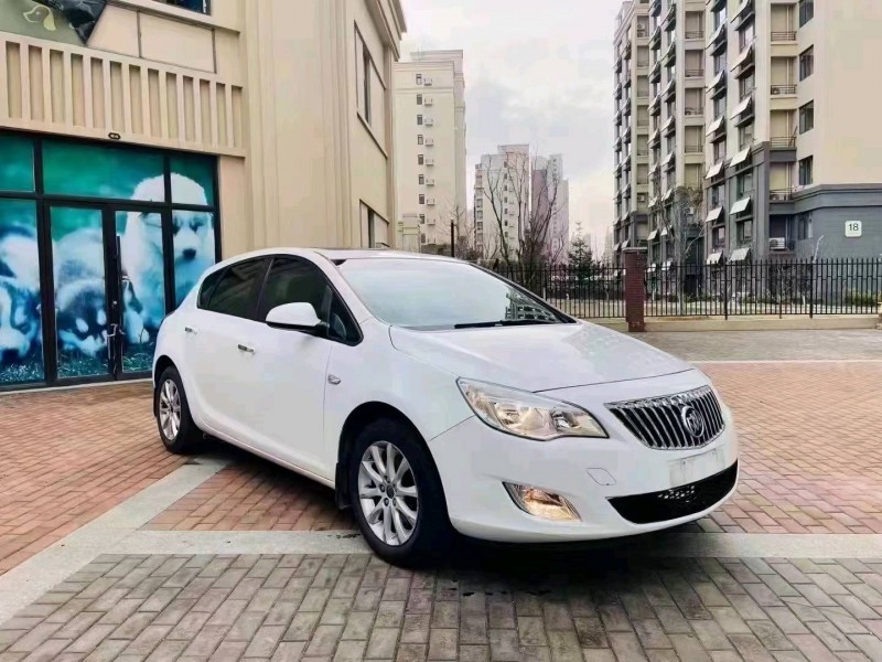 徐州13年别克英朗3