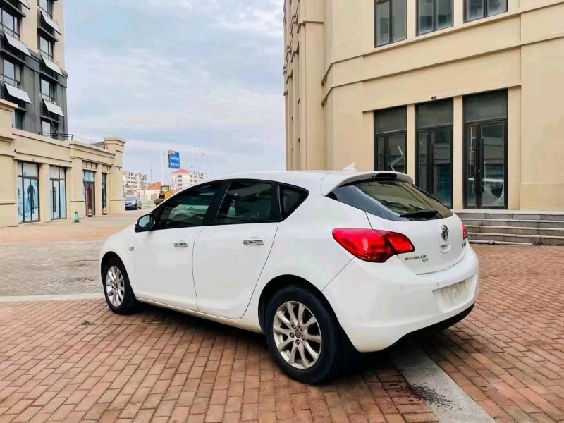 徐州13年别克英朗7