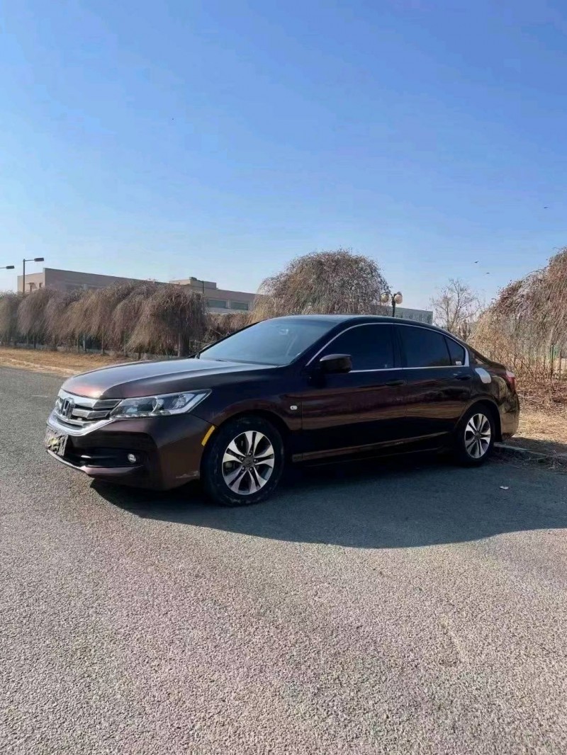 沈阳14年本田雅阁7