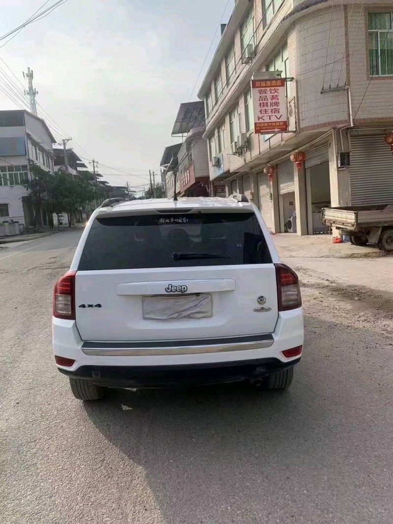 綿陽15年Jeep指南者4