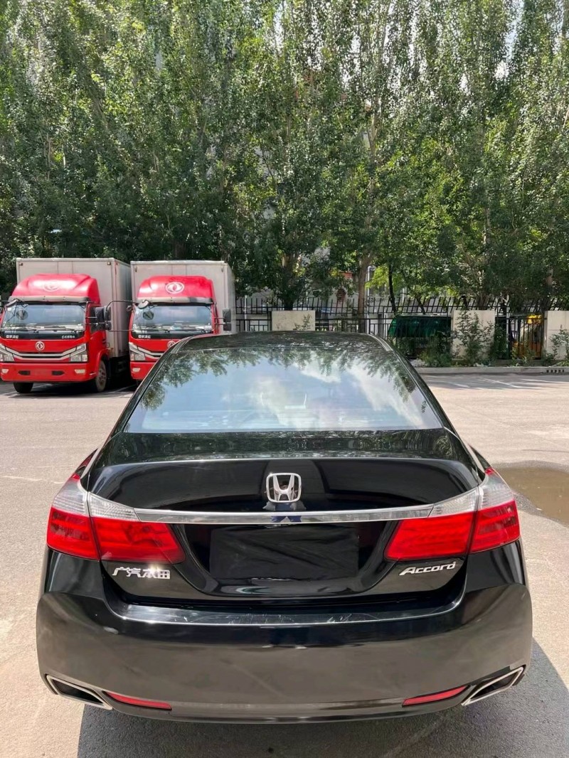 沈阳16年本田雅阁6