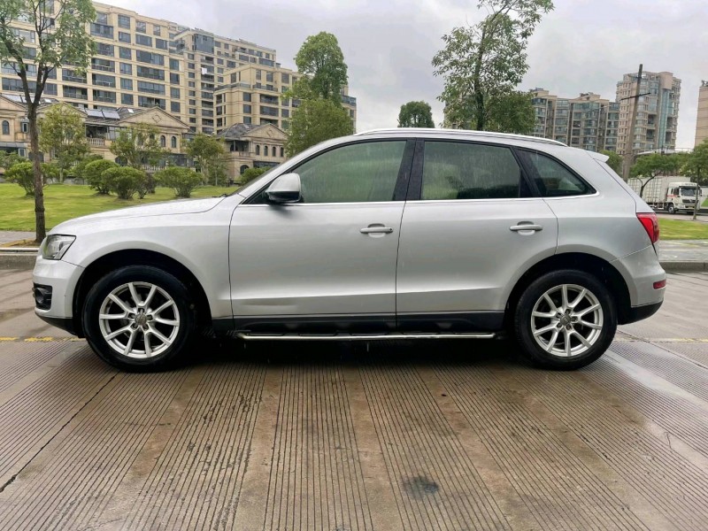 北京11年奥迪Q58