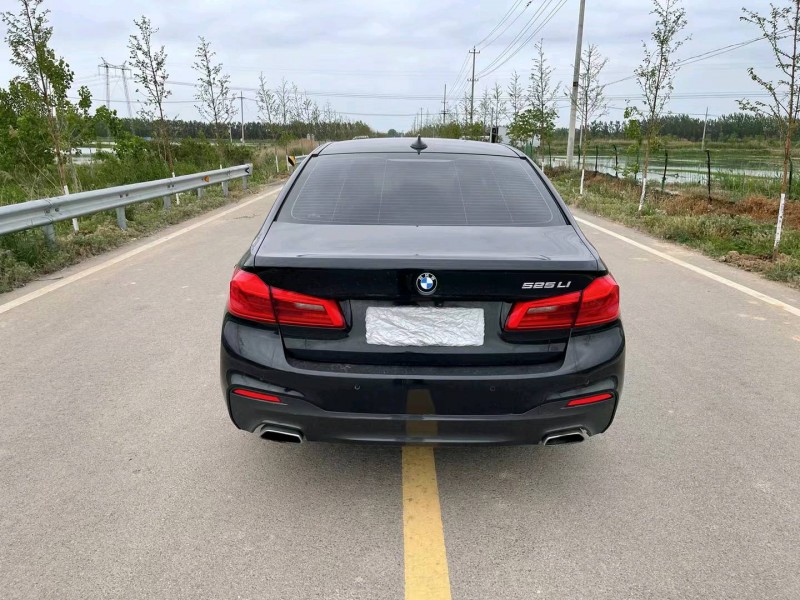 徐州18年宝马5系9