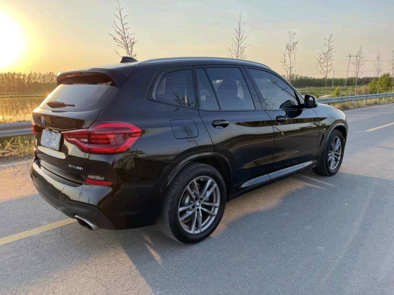 徐州19年宝马X38